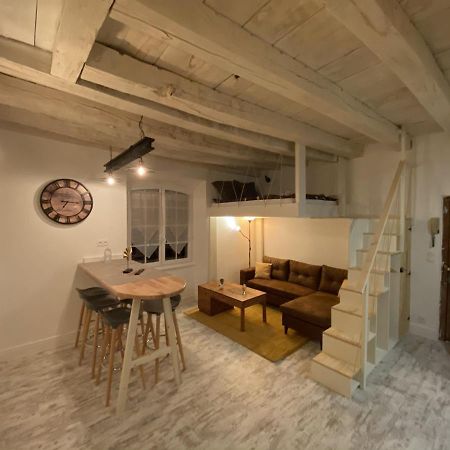 Indu'Style Apartment Бурж Екстериор снимка